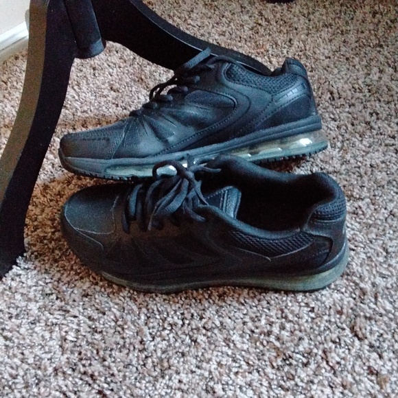 TredSafe 02Air slip resistant work shoes EUC - Picture 3 of 8